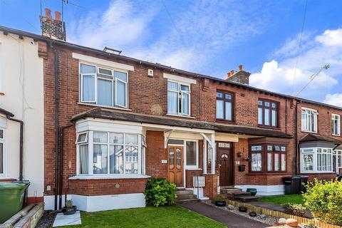 4 bedroom terraced house for sale, Smarts Road, Gravesend, Kent