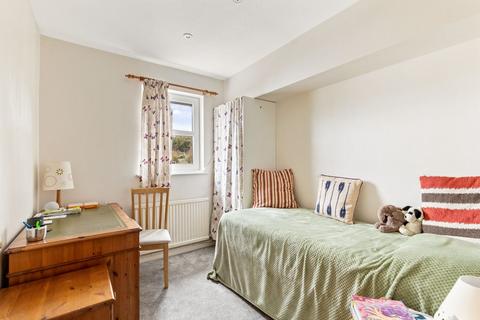 2 bedroom flat for sale, Priory Gate Road, Dover, CT17