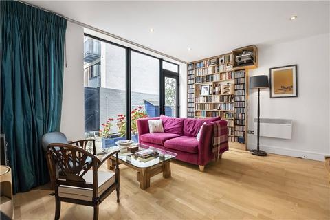 3 bedroom apartment for sale, City Walk, London, SE1