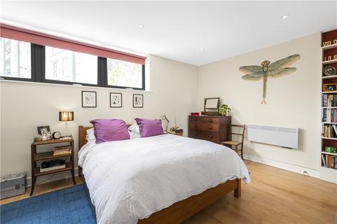 3 bedroom apartment for sale, City Walk, London, SE1