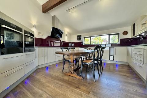 5 bedroom detached house for sale, Upper East Hayes, Bath