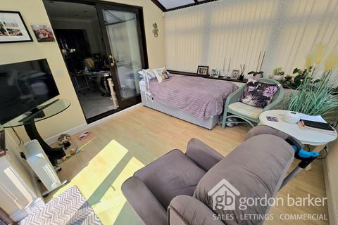 4 Eastcott Close, Bournemouth, BH7 7EQ