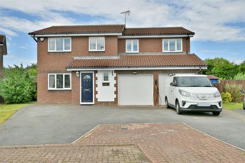 4 bedroom detached house for sale, Longdean Close, Hebburn