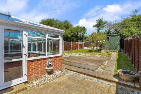 3 bedroom end of terrace house for sale, Linnet Close, Newport, Isle of Wight