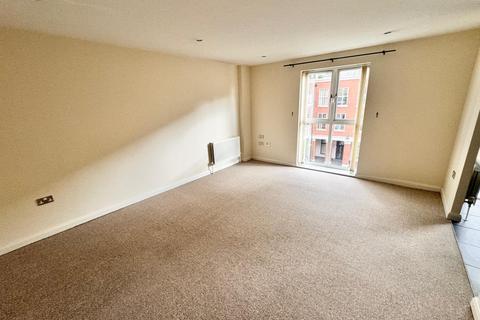 2 bedroom flat for sale, Waterside, Shirley, Solihull, West Midlands, B90