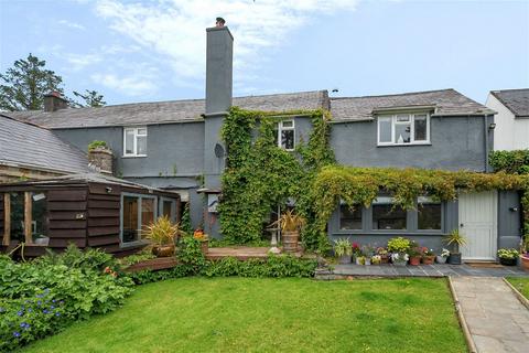 5 bedroom equestrian property for sale, Brynsiencyn, Llanfairpwllgwyngyll, LL61 6UT