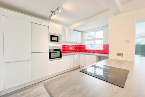 5 bedroom terraced house to rent, Tenth Avenue, Bristol, Gloucestershire, BS7