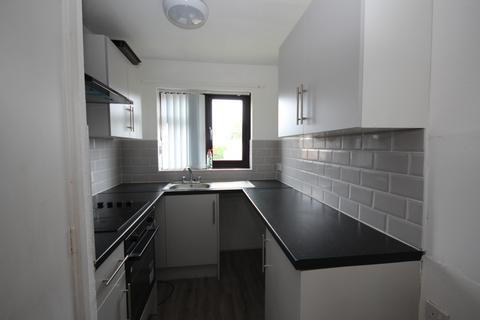 Studio to rent, Goode Close,  Oldbury, B68