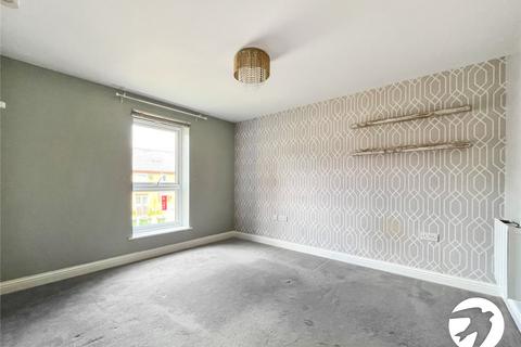 2 bedroom flat for sale, Lywood Drive, Sittingbourne, Kent, ME10