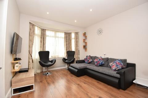 3 bedroom maisonette to rent, Warrington Road, Harrow HA1