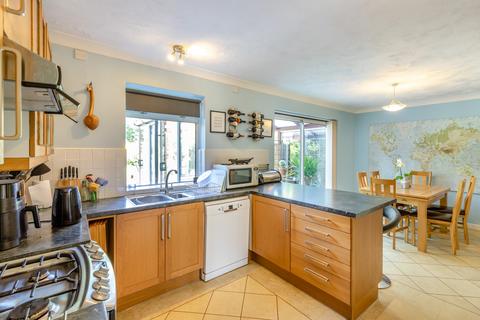 5 bedroom semi-detached house for sale, Old Field Close, Little Chalfont