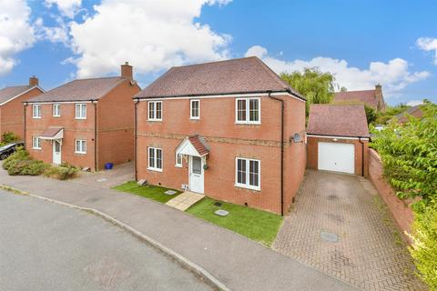 15 Chartwell Road, Kingsnorth, Ashford, TN25 7BF