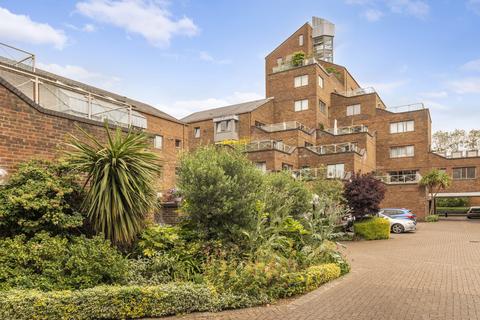 2 bedroom flat for sale, Cumberland Mills Square, London