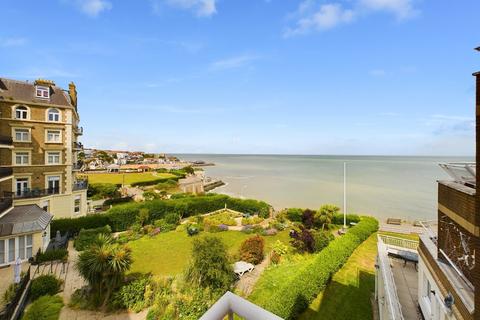 1 bedroom apartment for sale, West Cliff Road, Broadstairs, CT10