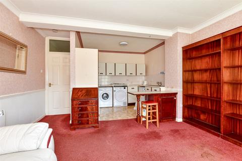 1 bedroom ground floor flat for sale, Dovedale Court, Birchington, Kent