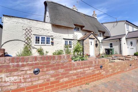 2 bedroom cottage to rent, High Street, Stoke Goldington