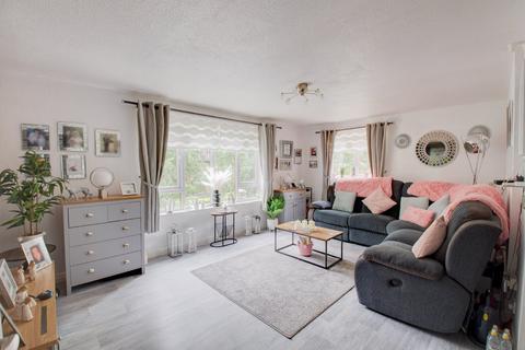 1 bedroom retirement property for sale, Housman Park, Bromsgrove, Worcestershire, B60