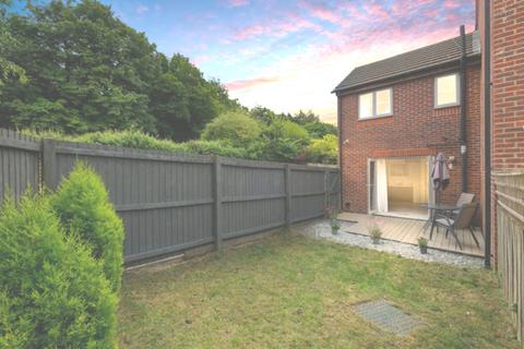 19 Bramble Grove, Pool In Wharfedale, Otley, LS21 1TW