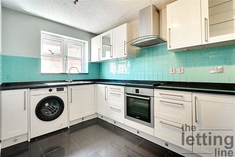 2 bedroom apartment to rent, Windmill Rise, Enfield, Middlesex, EN2