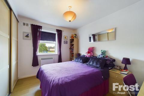 2 bedroom apartment for sale, Swan Road, Feltham, TW13