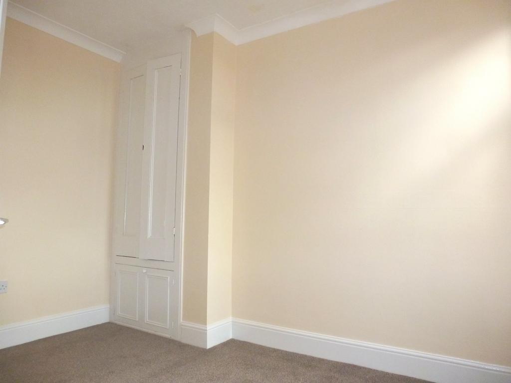 69 London avenue ...