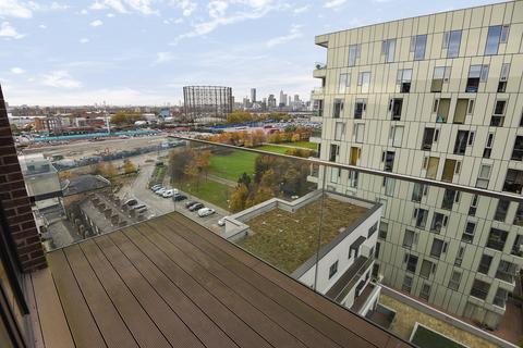 2 bedroom flat for sale, The Roper, 48 Reminder Lane, Lower Riverside, Greenwich Peninsula, SE10