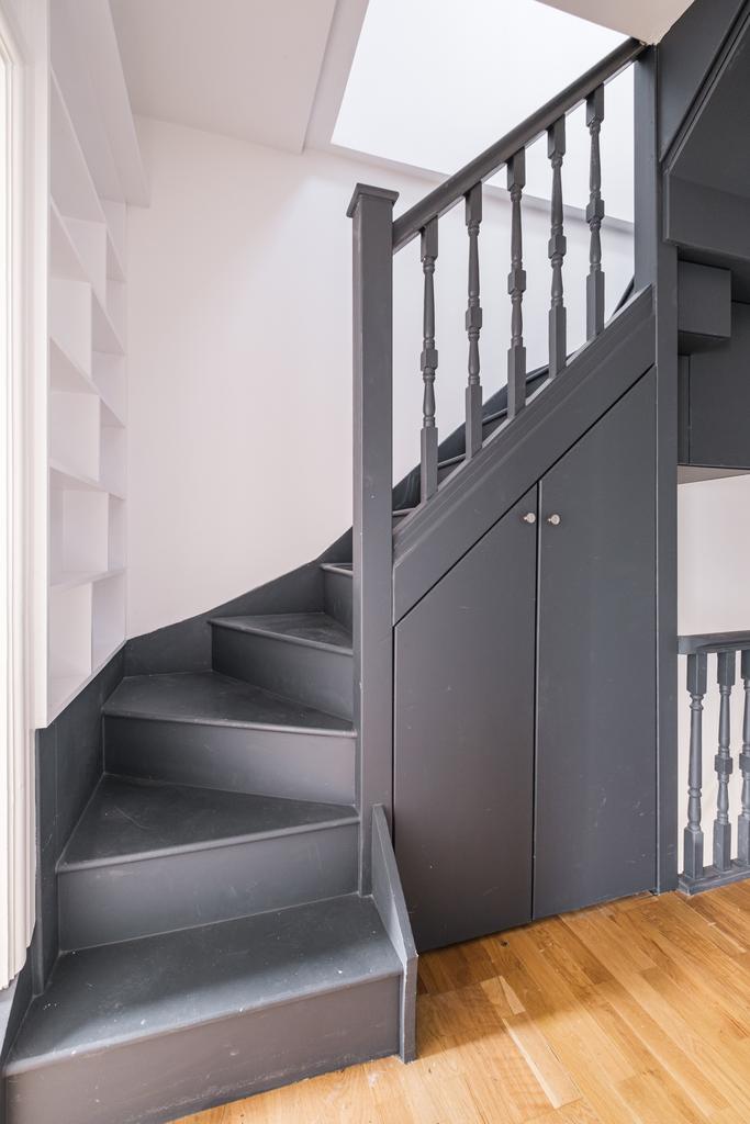 190 dames road 10