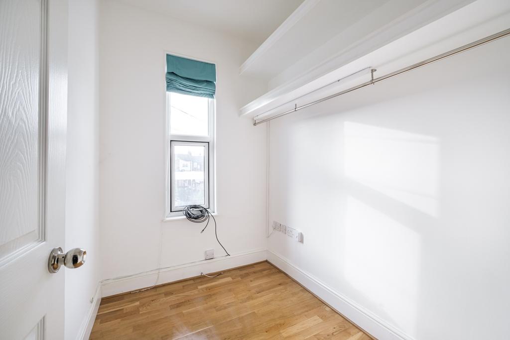 190 dames road 14