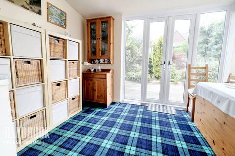 424 Herries Road, Sheffield, S5 7HG
