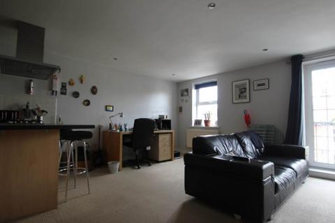 2 bedroom flat for sale, Alexandra Road, Southend On Sea