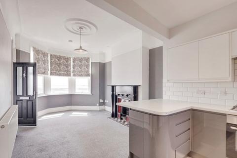 2 bedroom apartment for sale, Eastern Esplanade, Southend-on-sea, SS1