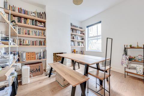 32 Avenue Road, Westcliff-on-sea, SS0 7PW