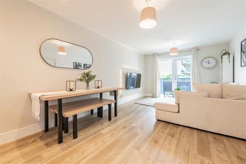 2 bedroom apartment for sale, Meridian Way , Southampton SO14