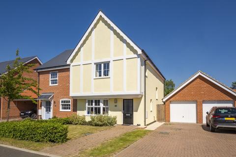 3 bedroom semi-detached house for sale, Hill Farm Way, Colchester CO4