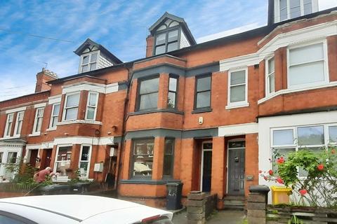 4 bedroom terraced house for sale, Daneshill Road, Leicester