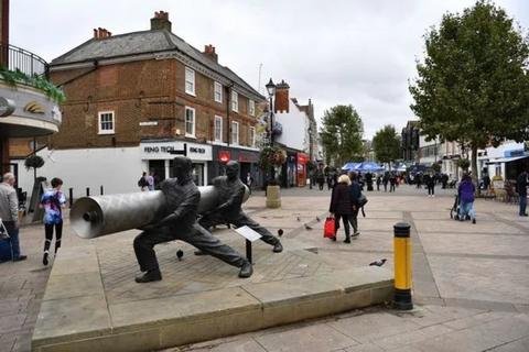 2 bedroom apartment to rent, High Street, Staines-upon-Thames