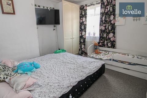 41 Caistor Drive, Grimsby, DN33 1LE