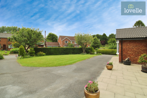 3 bedroom detached bungalow for sale, Church Lane, North Thoresby DN36