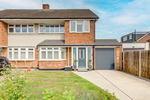 3 bedroom semi-detached house for sale, Seamore Avenue, Benfleet, SS7