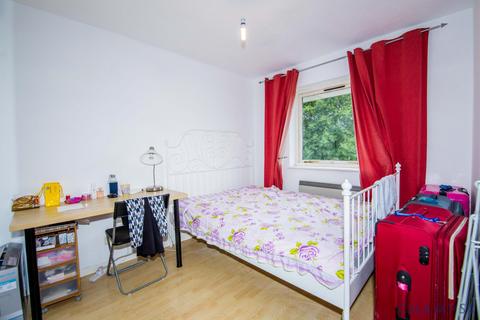 1 bedroom flat to rent, Barnfield Place, London, E14 9YA