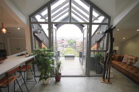 2 bedroom apartment to rent, Middle Warehouse, Manchester M15