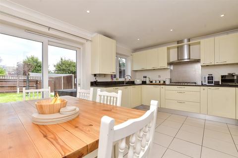 3 bedroom end of terrace house for sale, The Tithe, Ifield, Crawley, West Sussex