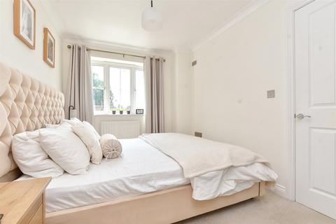 1 The Tithe, Ifield, Crawley, RH11 0NR