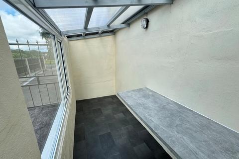 96 Greenside Avenue, Blackburn, BB2 4TQ