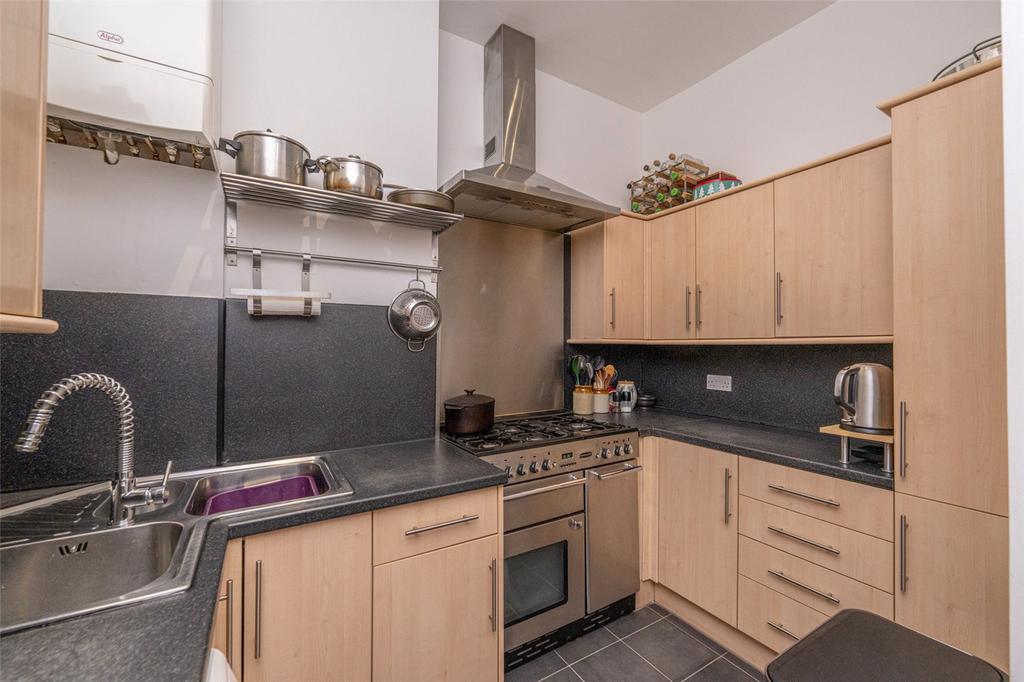 Kitchen Alt