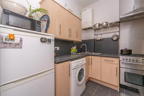 167/3 Easter Road, Edinburgh, EH7 5QB