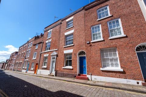3 bedroom townhouse for sale, King Street, Chester CH1