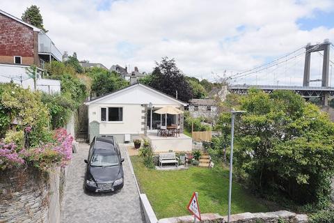 2 bedroom detached bungalow for sale, Albert Road, Saltash. A 2 Double Bedroom Bungalow with Gardens and Driveway.