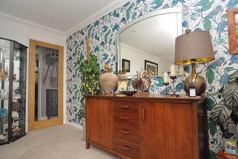 19 Albert Road, Saltash, PL12 4EB