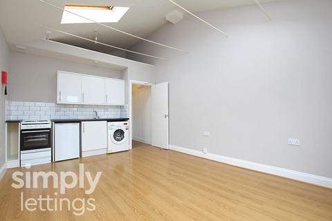 Studio to rent, Rowlands Road, Worthing